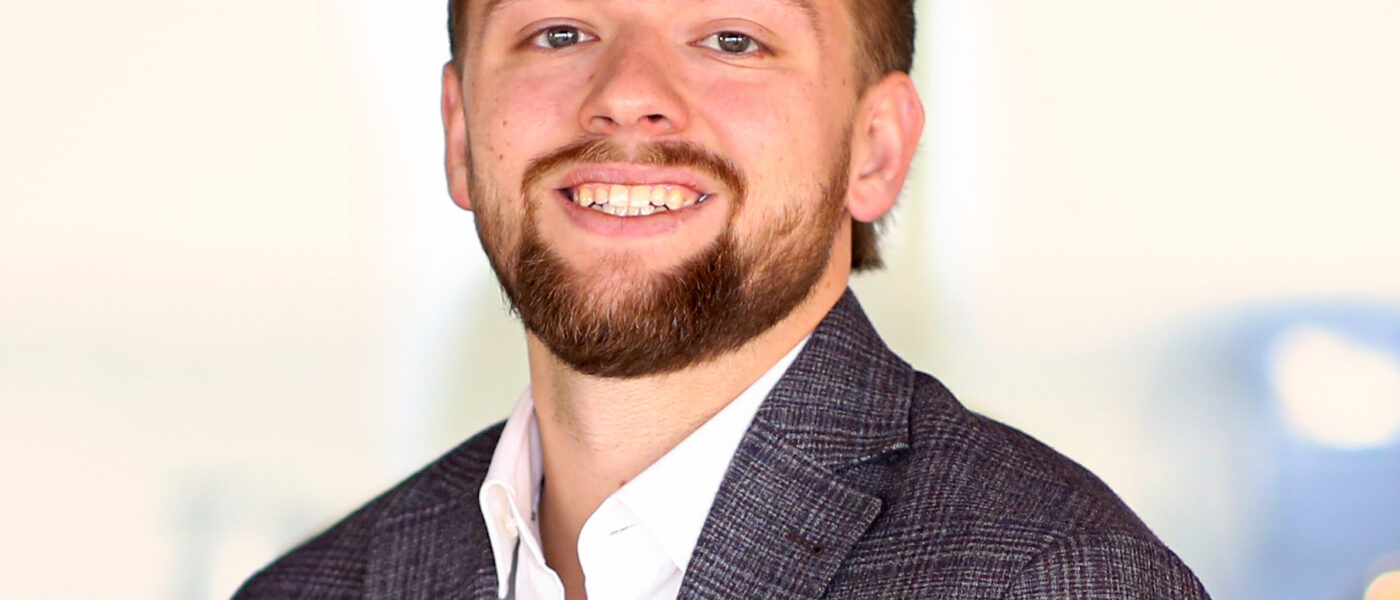 Headshot of Drew Wieteska, Leasing Associate at Brennan Investment Group. Based in Rosemont, Illinois, Drew supports leasing and operations for the company’s Midwest industrial portfolio, bringing prior experience in commercial leasing, market analysis, and real estate finance.